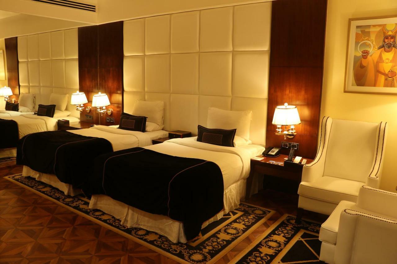 Della Resorts Lonavala Εξωτερικό φωτογραφία