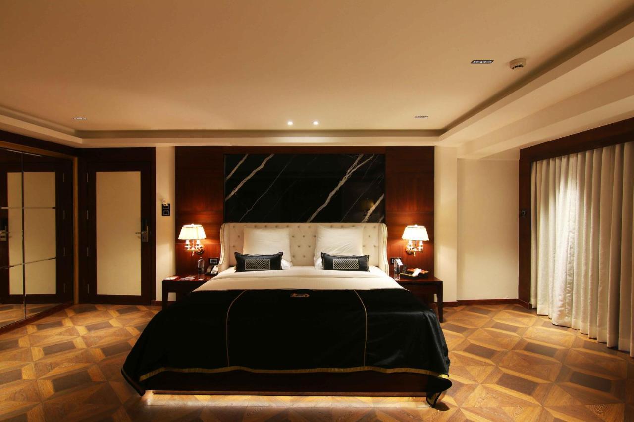Della Resorts Lonavala Εξωτερικό φωτογραφία